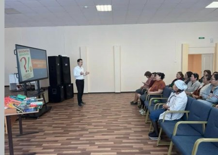 «Отабасы хрестоматиясы» кітаптар сериясымен жарық көрген «Балалықтан Даналыққа» еңбегінің негізінде ұстаздар мен ата-аналарға арналған тағылымды дәріс